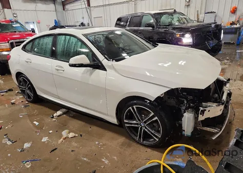 2021 BMW 228Xi z USA, uszkodzony, nr VIN WBA73AK02M7G40832